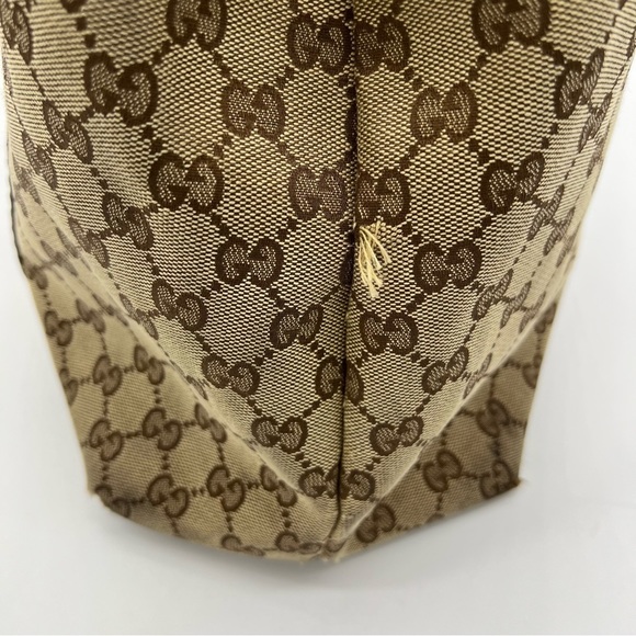 Gucci Tan and Brown Monogram Shoulder Bag - Picture 6 of 16
